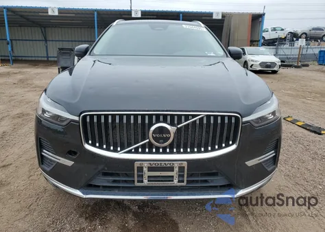 2023 Volvo Xc60 Plus из США, поврежденный, VIN YV4L12RN3P1271494